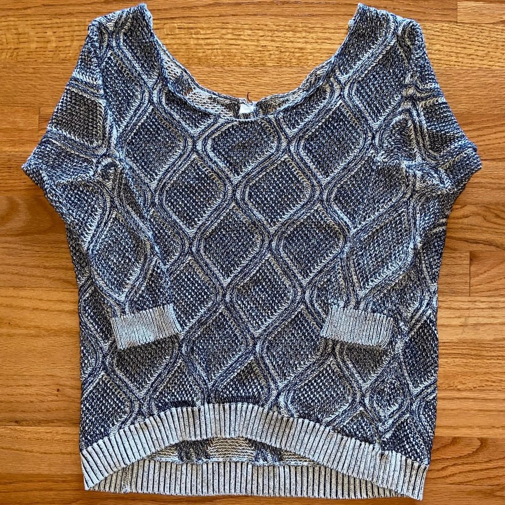 Quarter length sleeve sweater